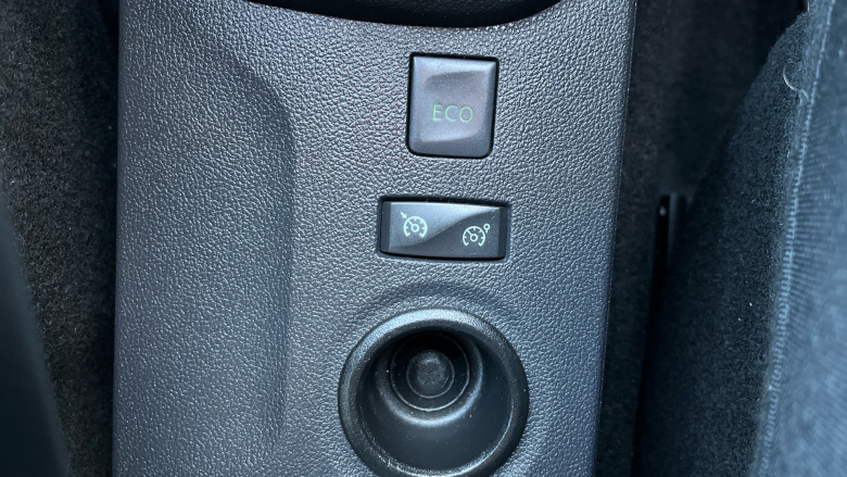 Renault Captur 0.9 TCE 90 Iconic 5dr Petrol Hatchback